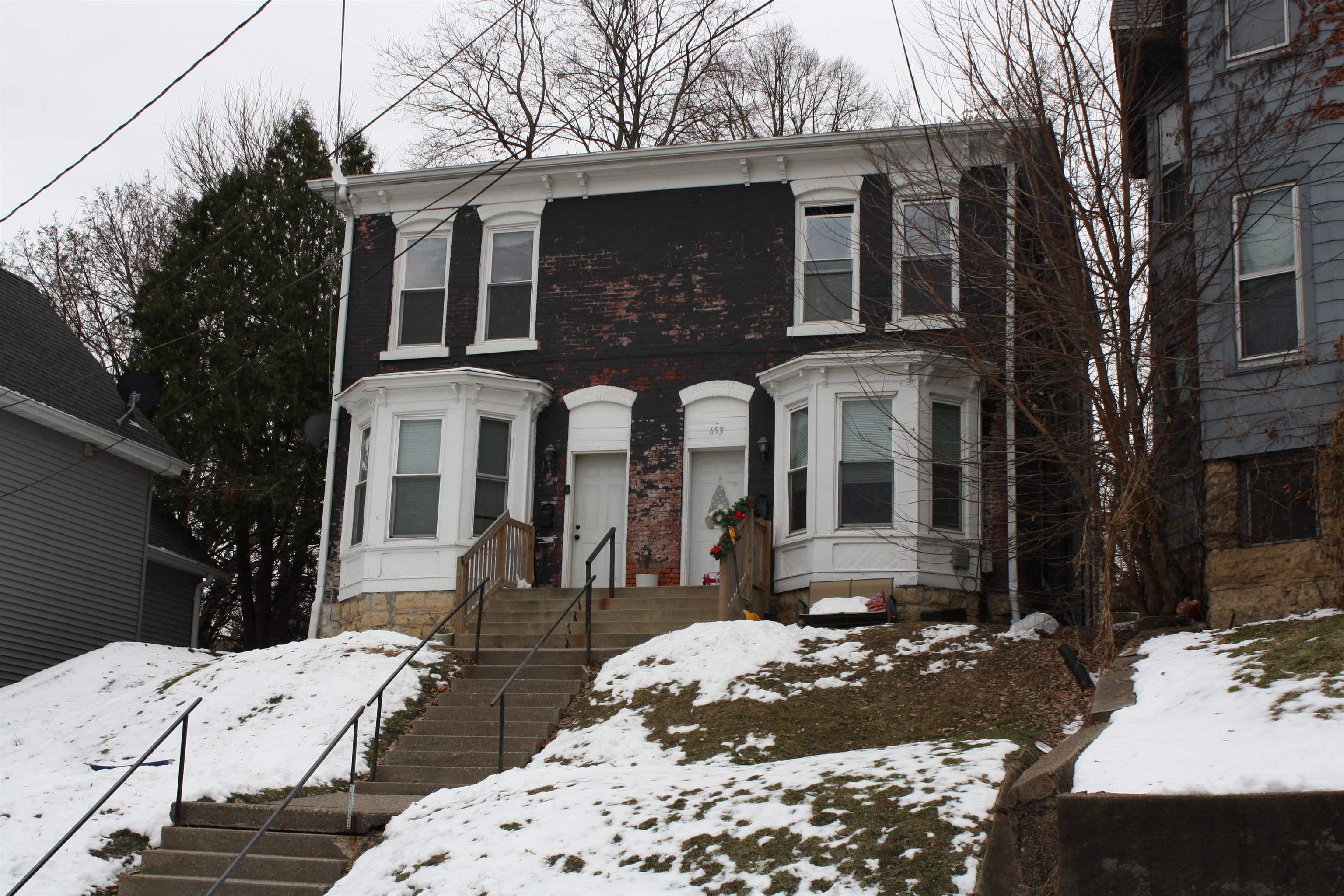 651 Caledonia Place