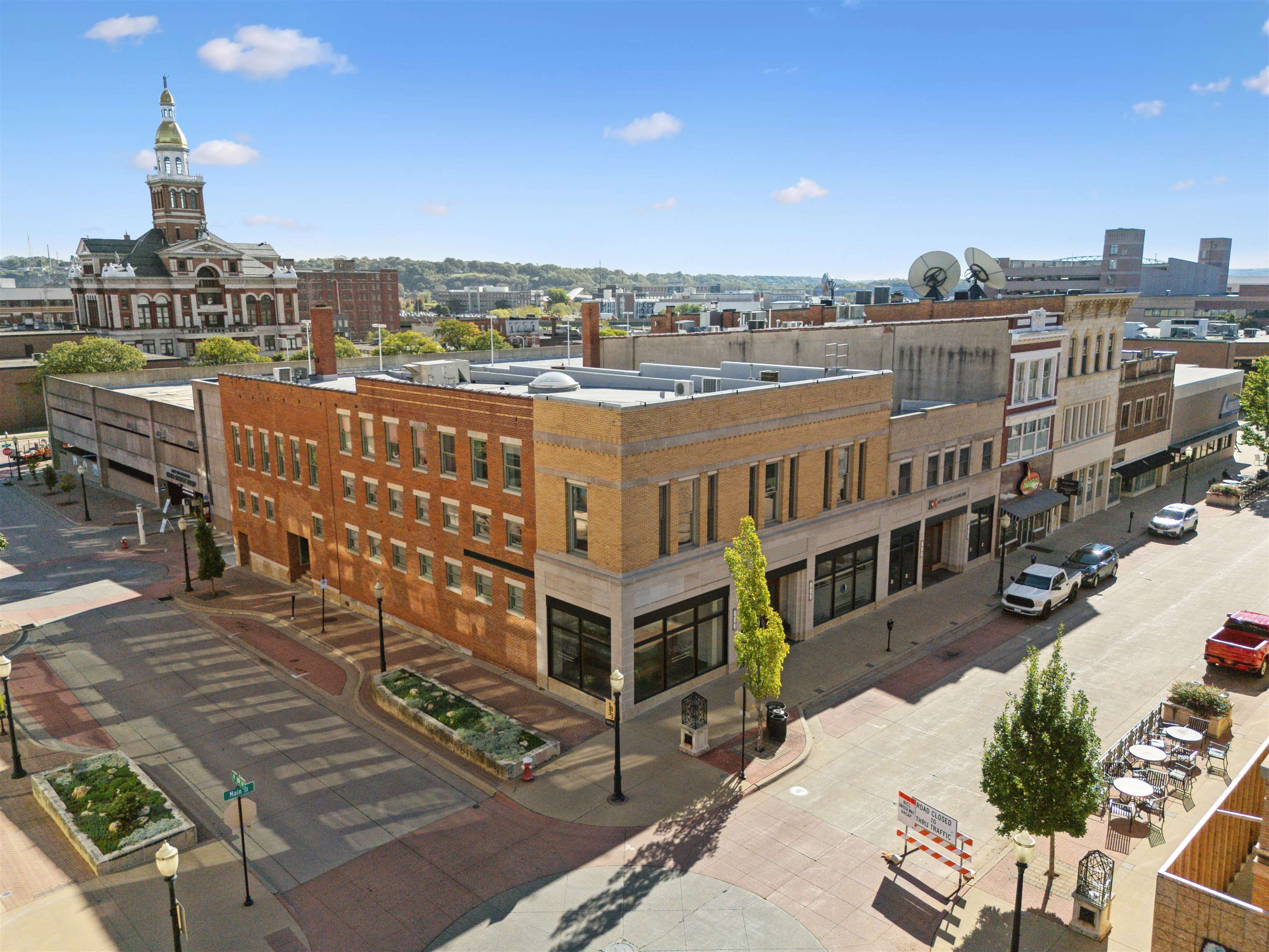 790 Main Street