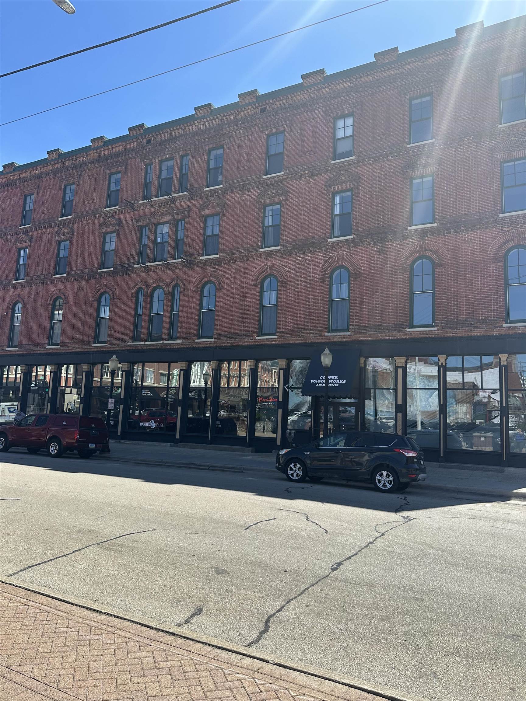 285 Main Street