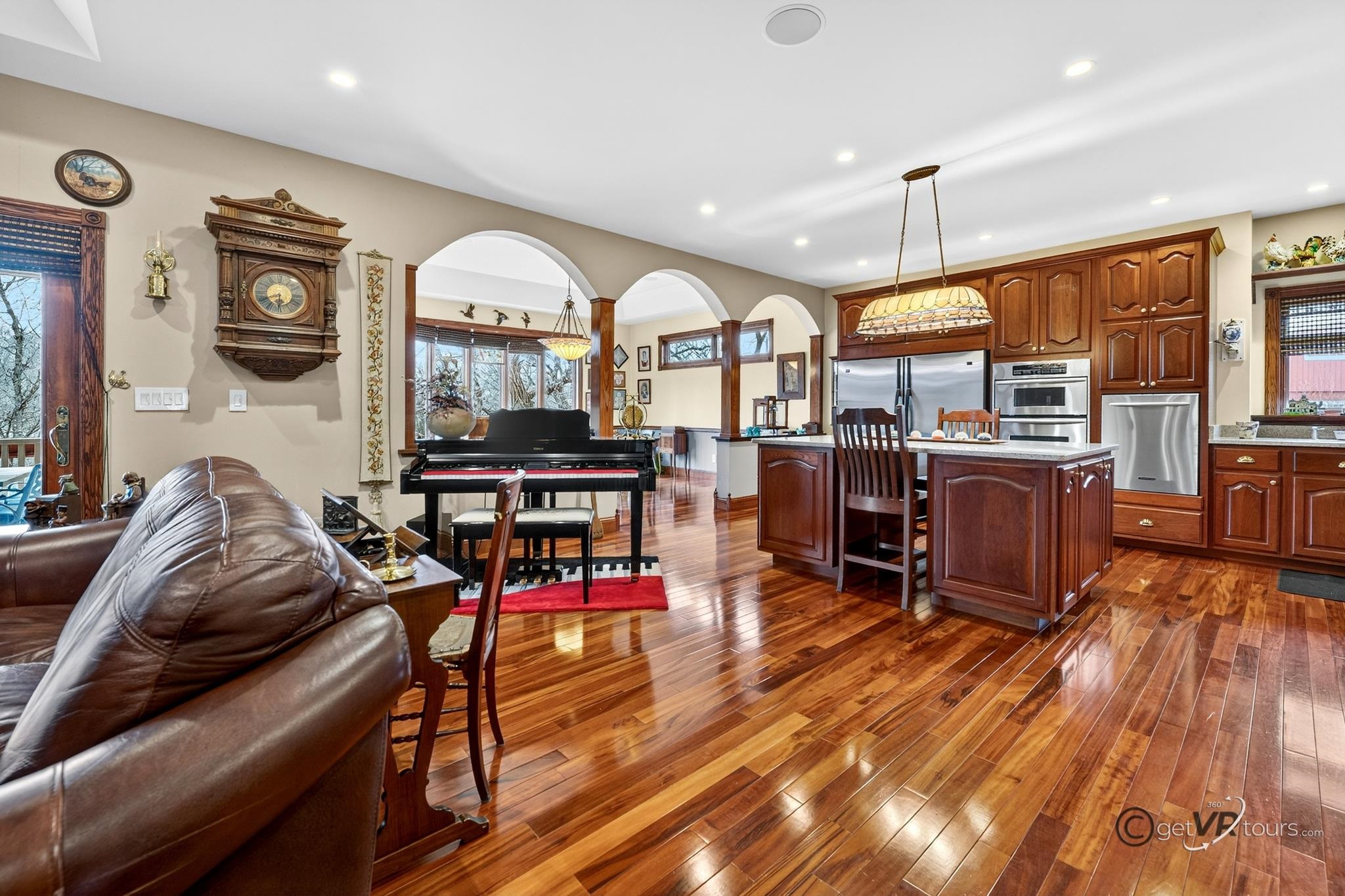 Property Image 8