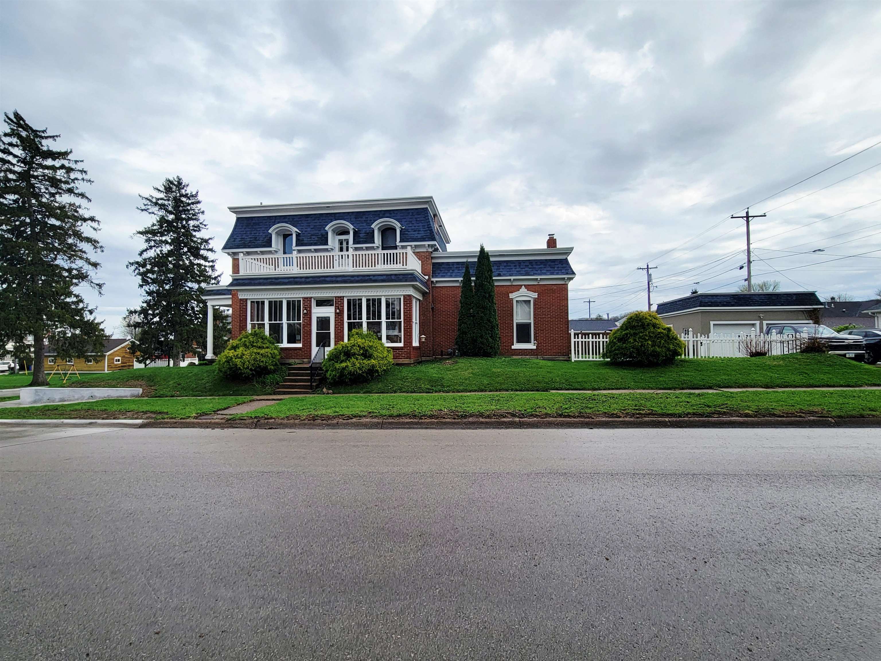 Property Image 4