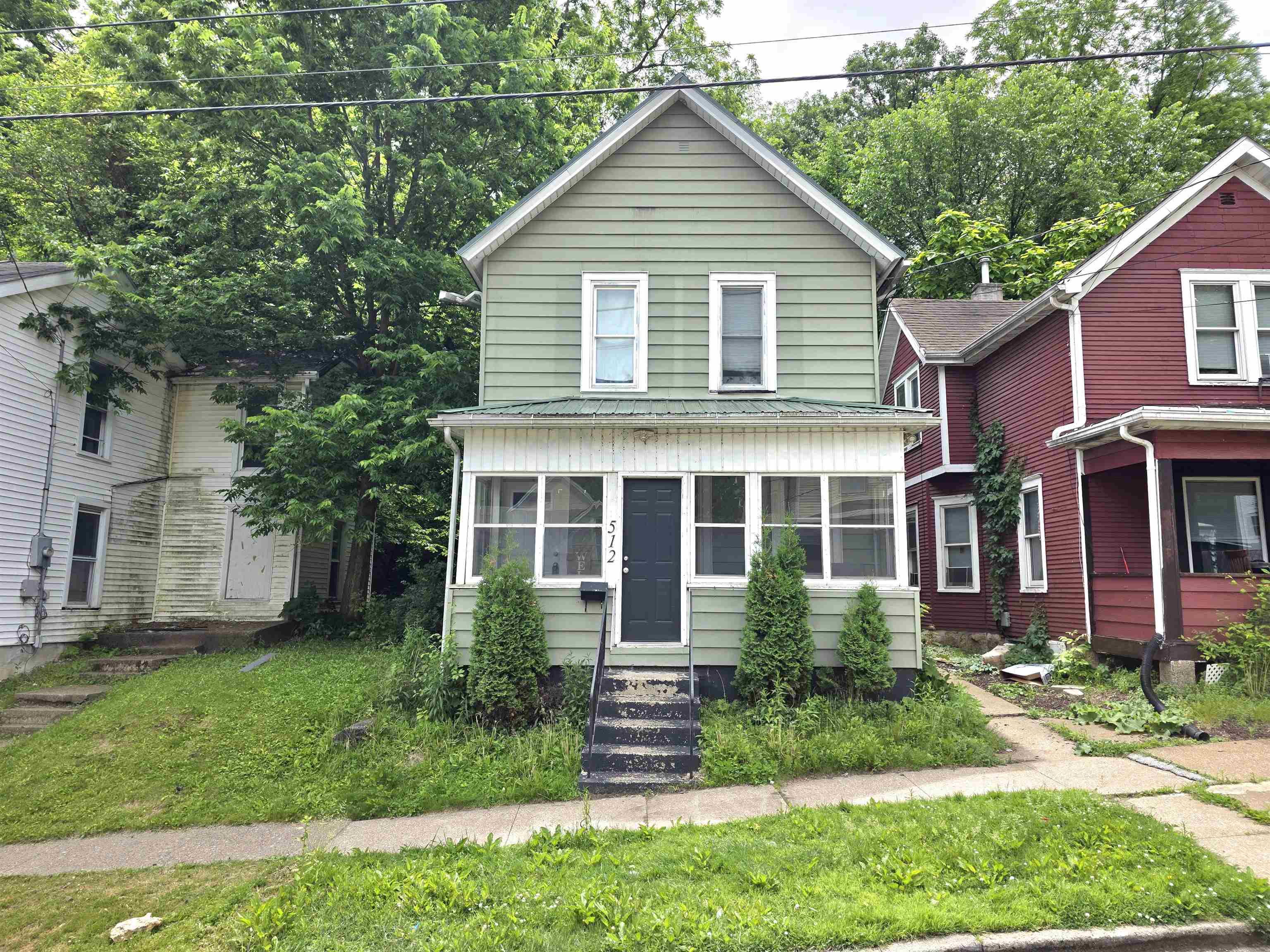 512 W 17th Street