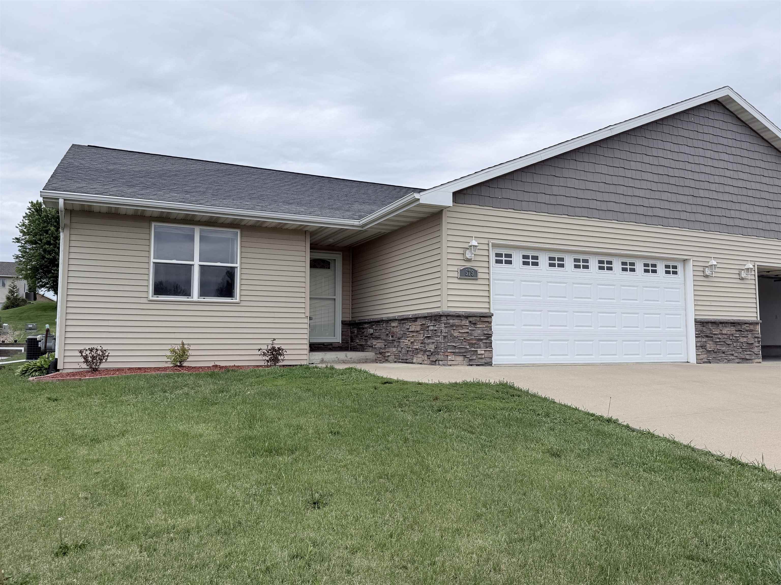 579 Tanzanite Drive
