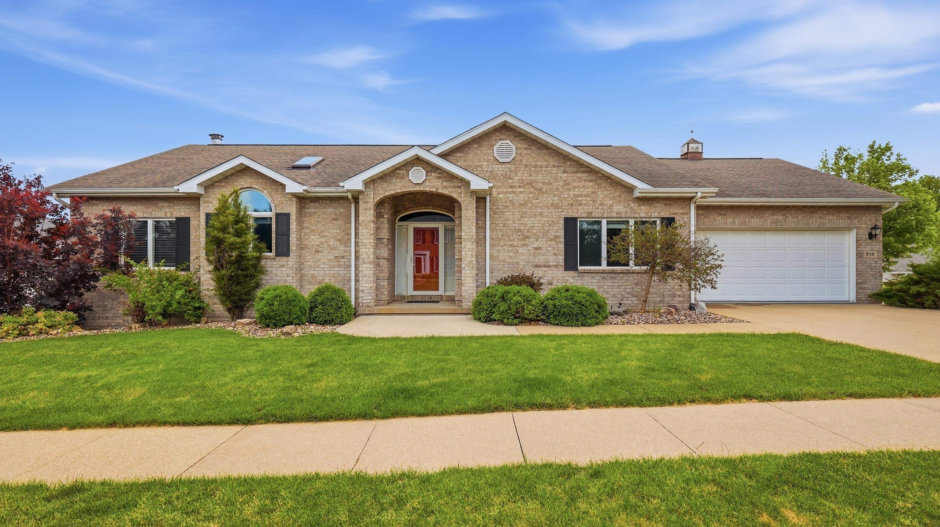 856 Elaine Court