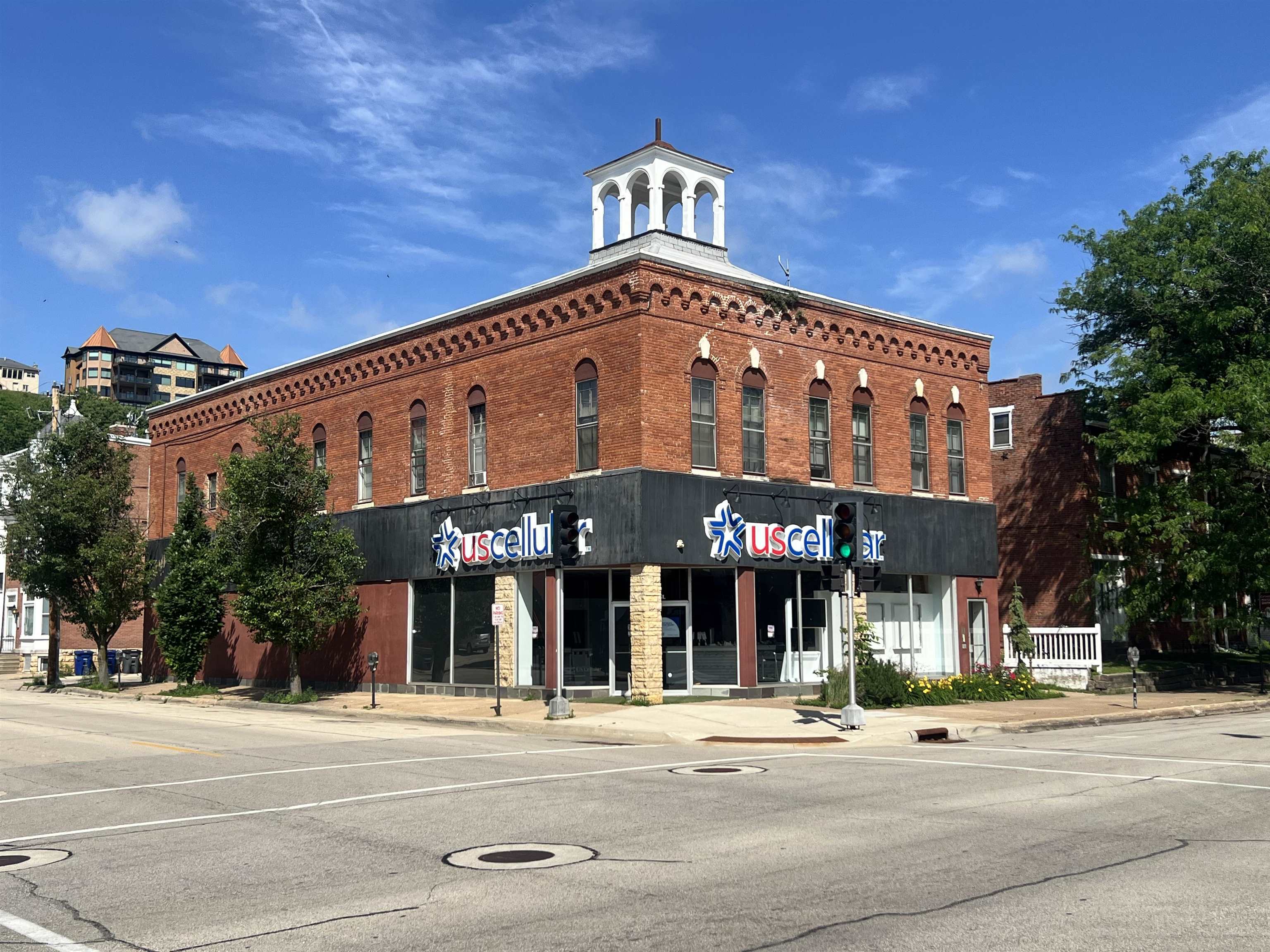 401 Locust Street