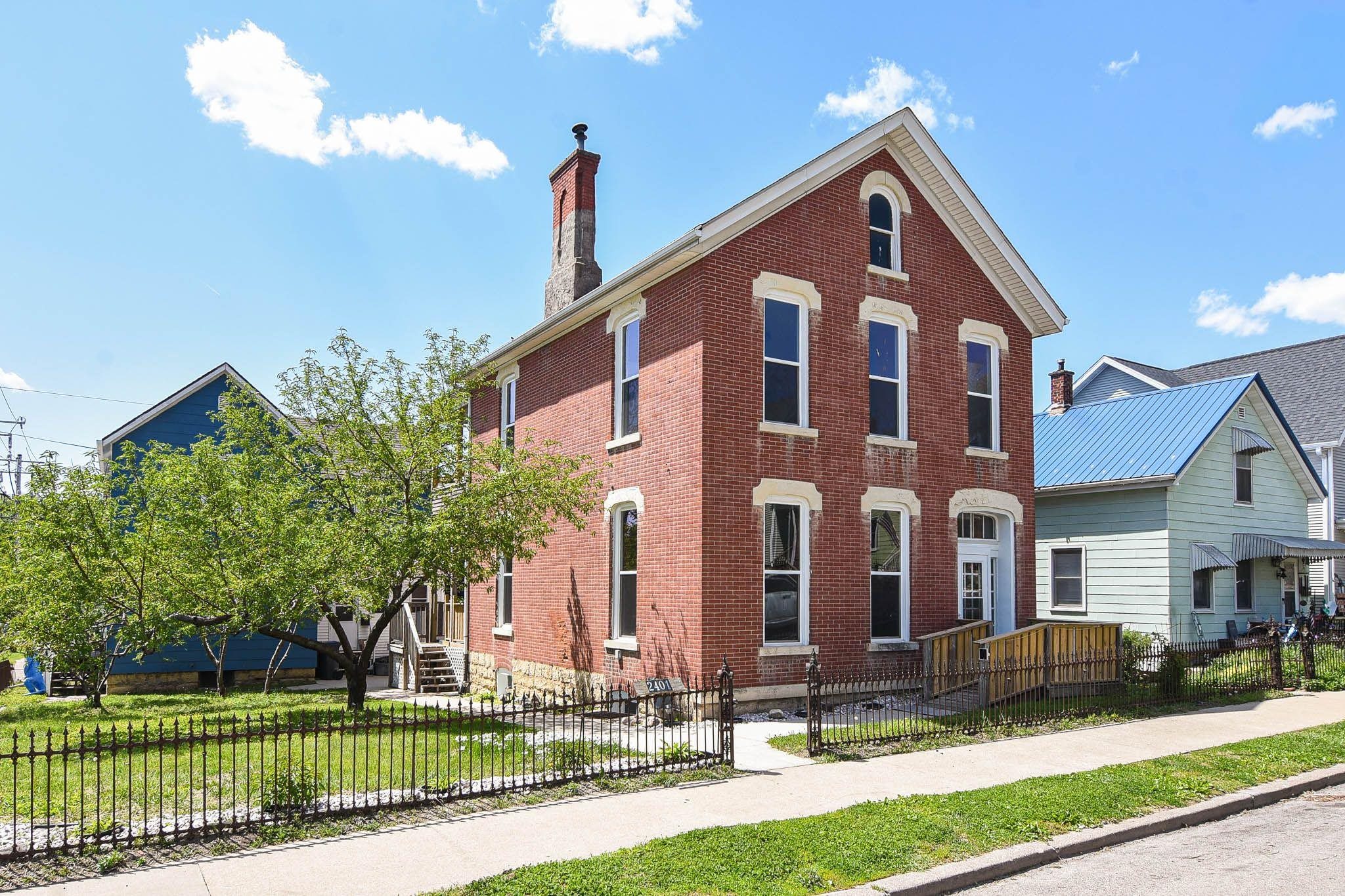 2401 Queen Street