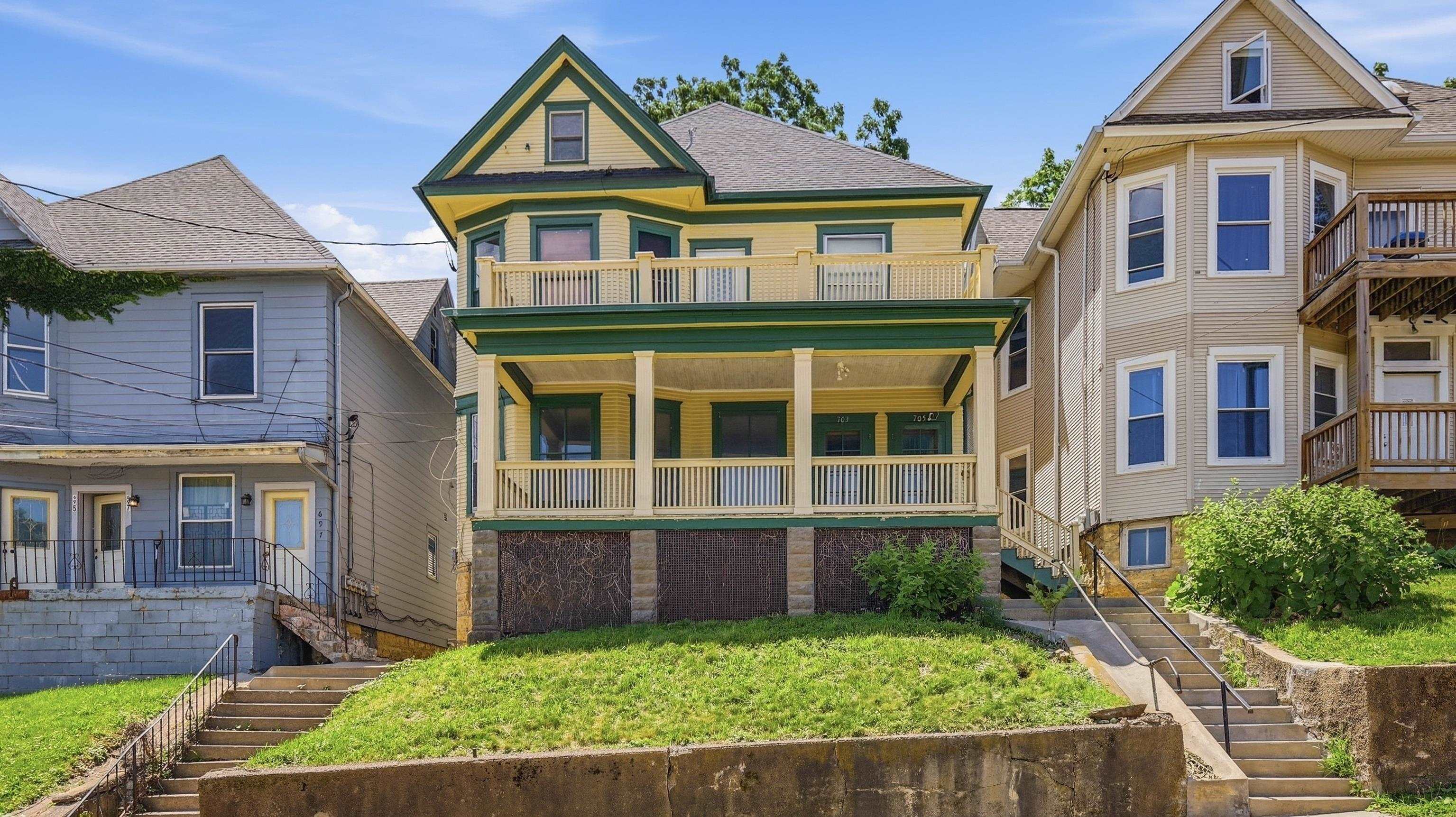 703 Caledonia Place