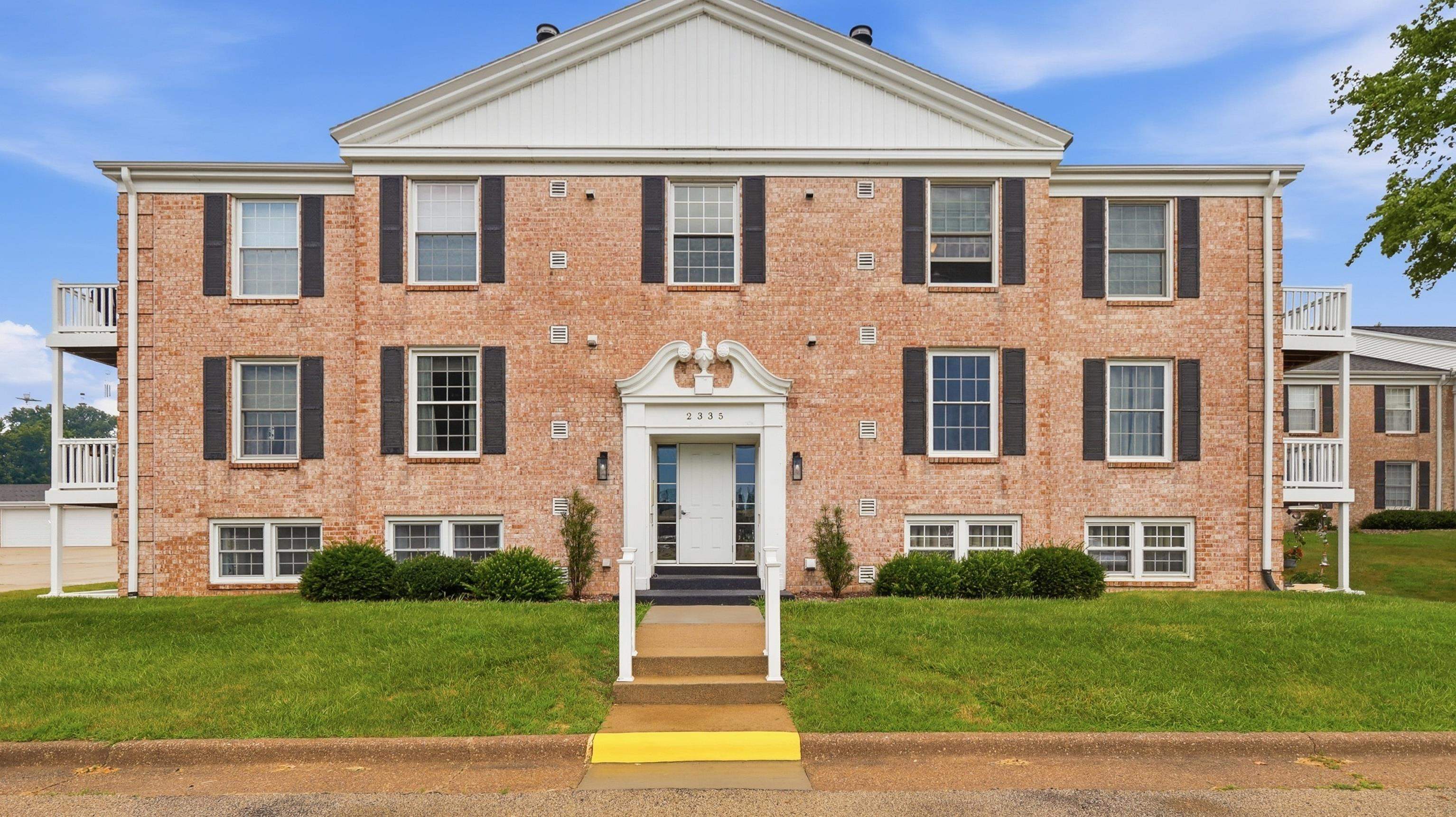 2335 Coventry Park