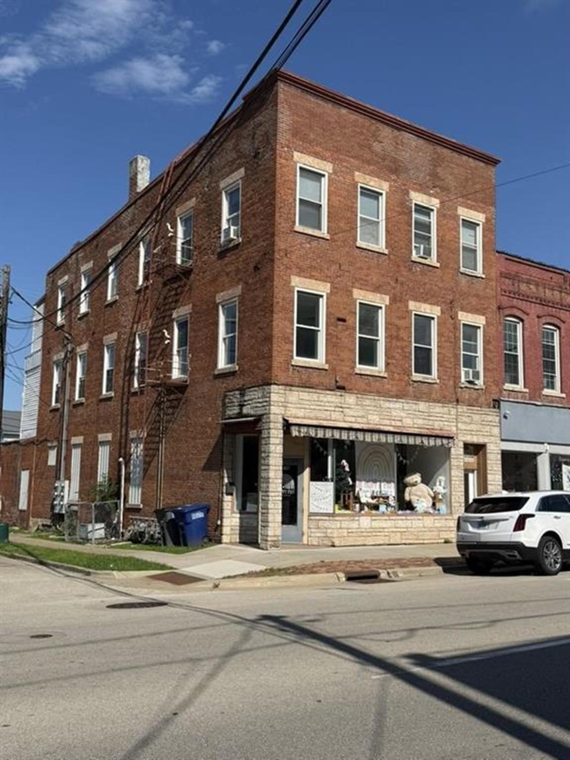1876 Central Avenue