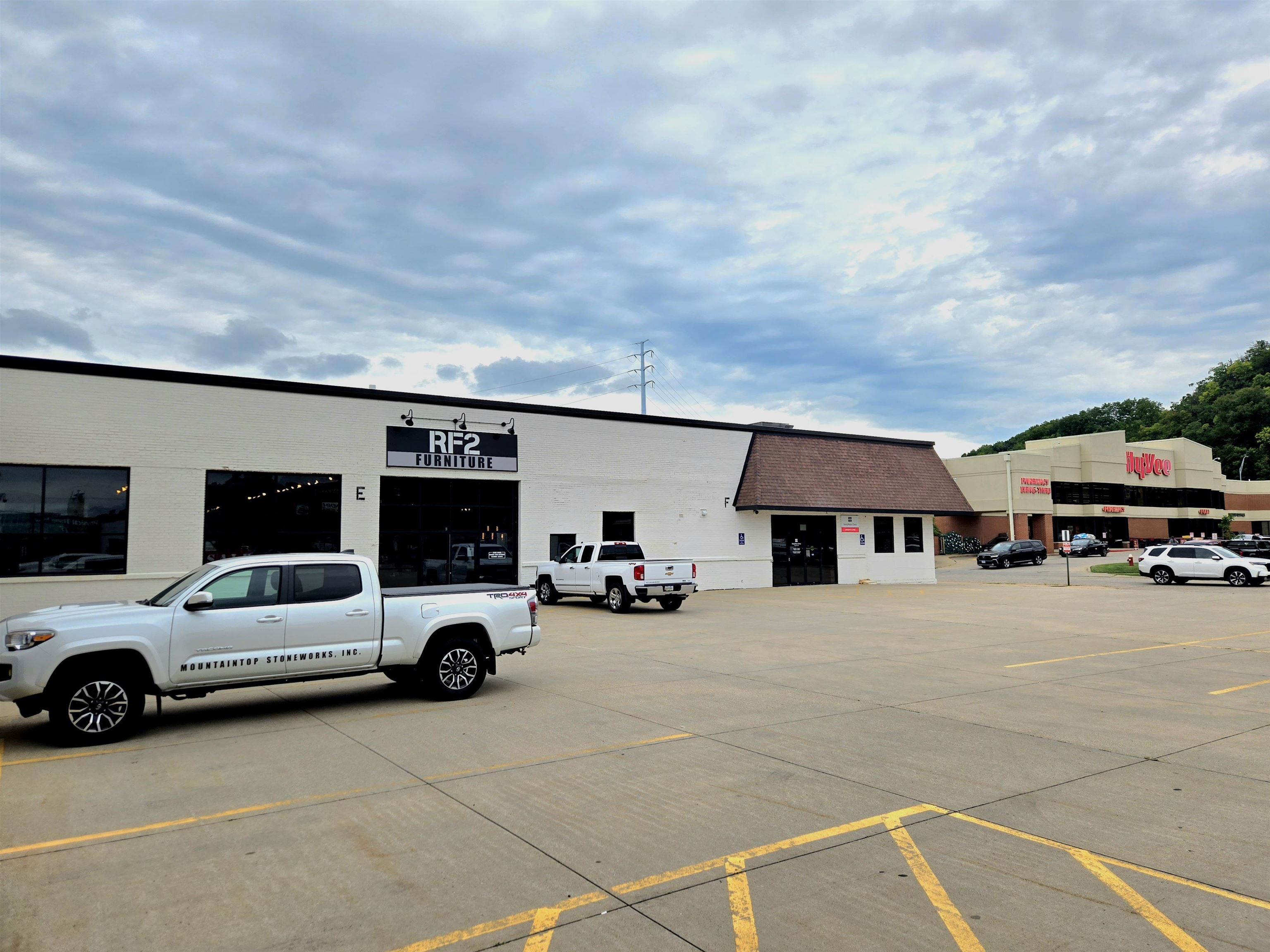 245 Railroad Avenue